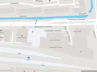 Ambulance met gepaste spoed naar de Burgemeester Jamesplein in Gouda