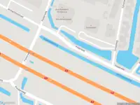 Ambulance met gepaste spoed naar de Polderweg in Ouderkerk aan de Amstel