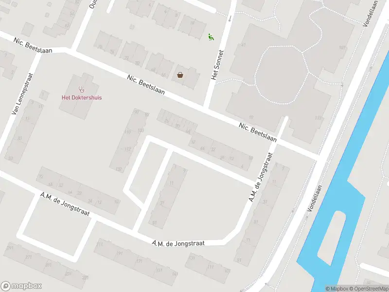 Ambulance met grote spoed naar de Herman de Manstraat in Ridderkerk