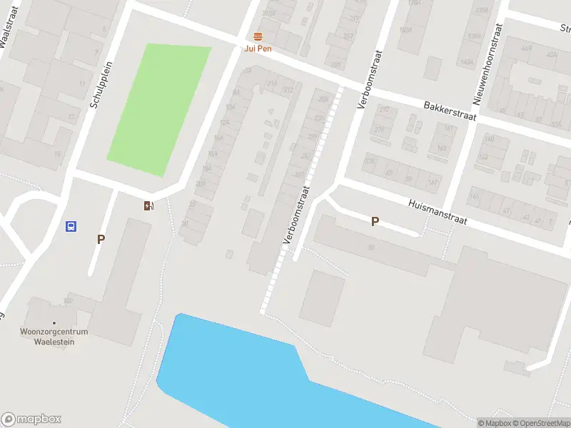 Ambulance met grote spoed naar de Verboomstraat in Rotterdam