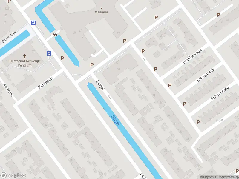 Ambulance met gepaste spoed naar de Singel in Nieuwerkerk aan den IJssel