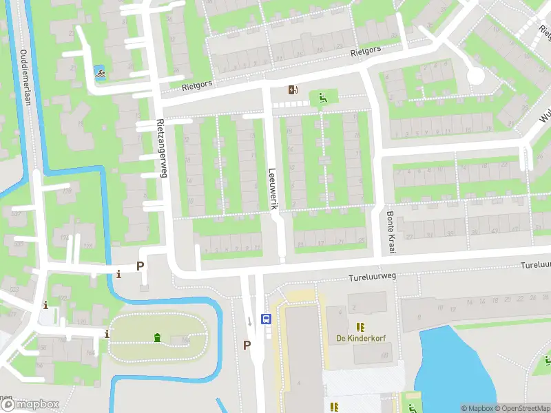 Ambulance met grote spoed naar de Leeuwerik in Diemen