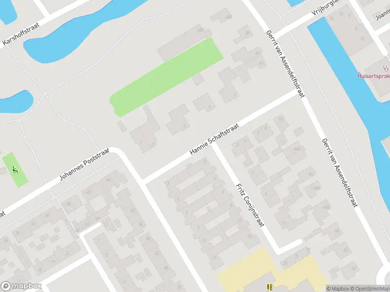 Ambulance met grote spoed naar de Hannie Schaftstraat in Heemskerk