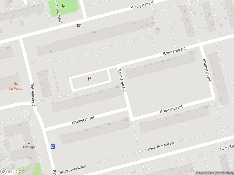 Ambulance met grote spoed naar de Kramerstraat in Rotterdam