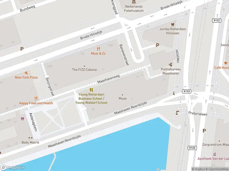 Politie naar de Maashavenweg in Rotterdam
