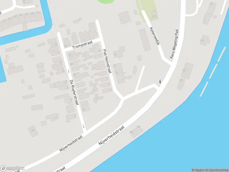 Ambulance met gepaste spoed naar de Piet Heinstraat in Capelle aan den IJssel