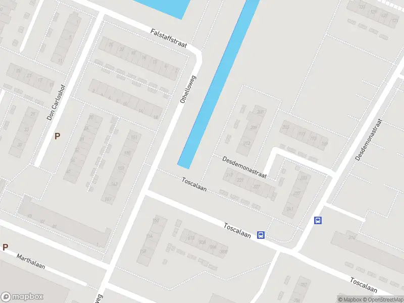 Ambulance met grote spoed naar de Othelloweg in Hoogvliet Rotterdam