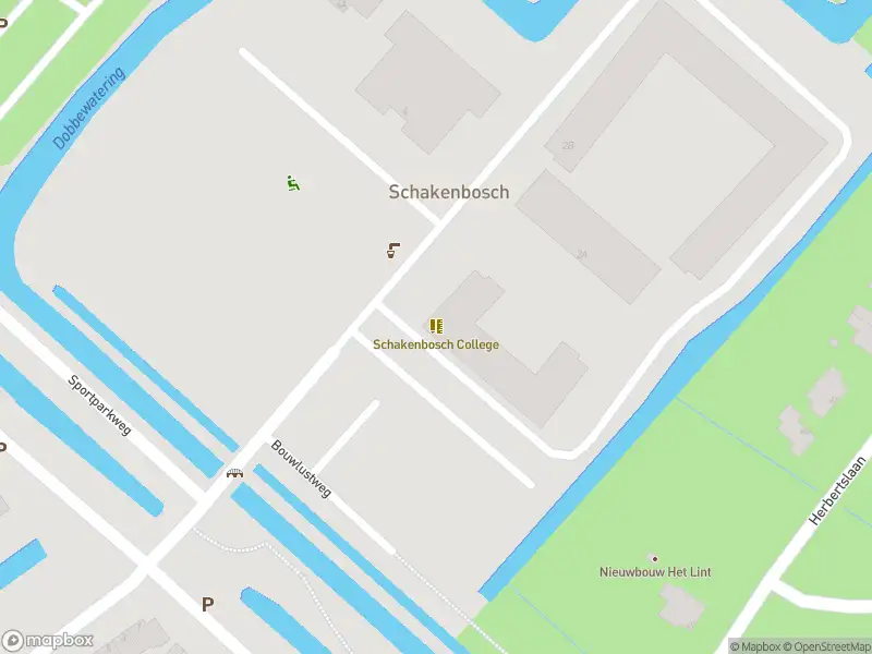 Ambulance met grote spoed naar de Bouwlustweg in Leidschendam
