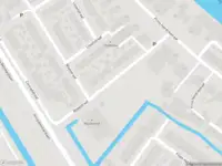 Ambulance met gepaste spoed naar de Maasstraat in Alphen aan den Rijn