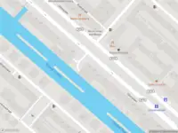 Ambulance met gepaste spoed naar de IJburglaan in Amsterdam