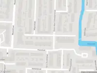 Ambulance met gepaste spoed naar de Burgemeester Huijbrechtstraat in Bergambacht