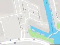 Ambulance met grote spoed naar de Centrale Groothandelsmarkt in Amsterdam