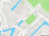 Ambulance met grote spoed naar de Middengouw in Ursem