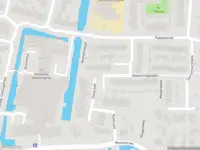 Ambulance met grote spoed naar de Akkerwindeplaats in Bleskensgraaf