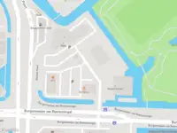 Ambulance met grote spoed naar de Nieuwe Gouwe O.Z. in Gouda