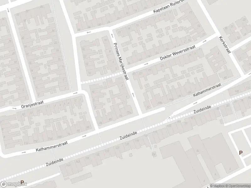 Ambulance met grote spoed naar de Prinses Marijkestraat in Volendam
