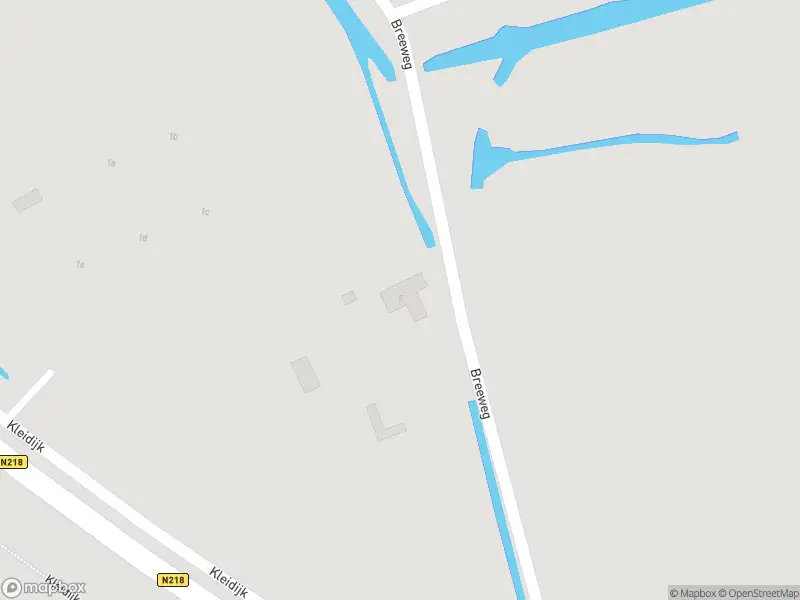Ambulance met gepaste spoed naar de Breeweg in Oostvoorne