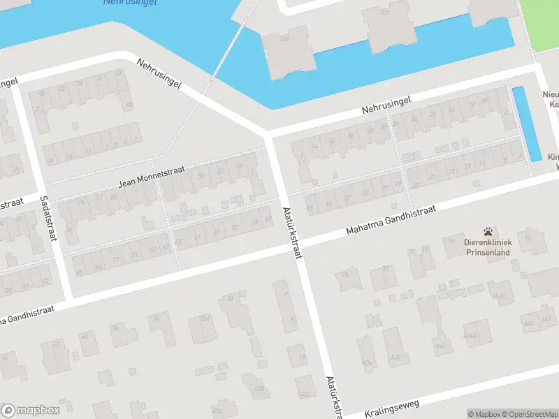 Politie naar de Atatürkstraat in Rotterdam