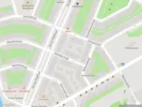 Ambulance met grote spoed naar de Van der Pekstraat in Amsterdam