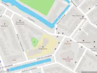 Ambulance met grote spoed naar de Julianahof in Gouda
