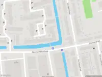 Ambulance met grote spoed naar de Mees Toxopeusrede in Capelle aan den IJssel