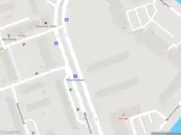 Ambulance met grote spoed naar de Wilgenplaslaan in Rotterdam