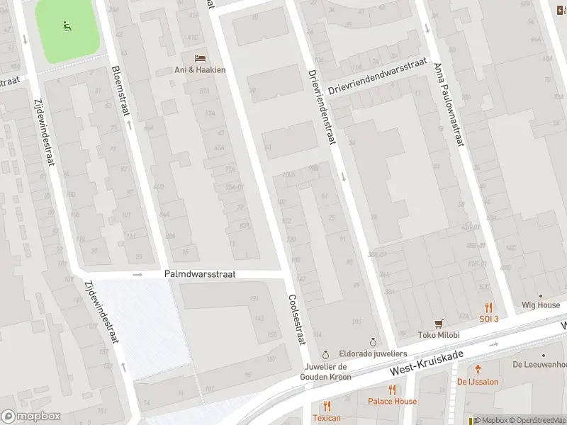 Ambulance met grote spoed naar de Coolsestraat in Rotterdam