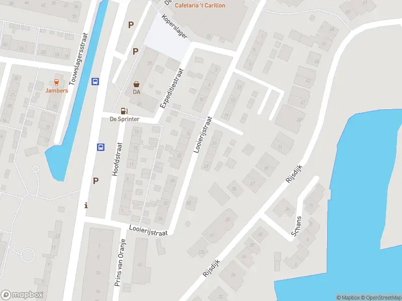 Ambulance met grote spoed naar de Looierijstraat in Krimpen aan de Lek