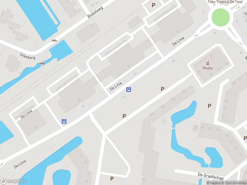 Ambulance met grote spoed naar de De Linie in Capelle aan den IJssel