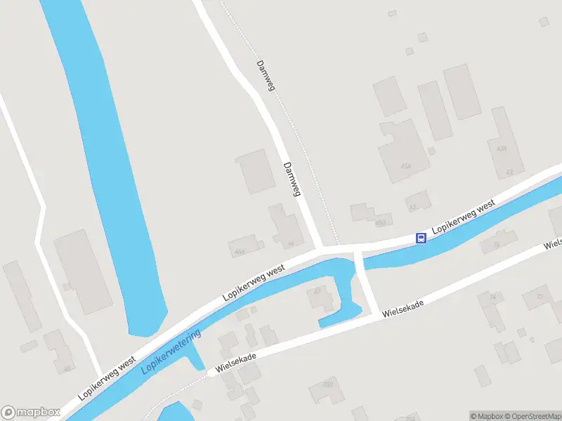 Politie naar de Damweg in Lopik vanwege aanrijding met letsel