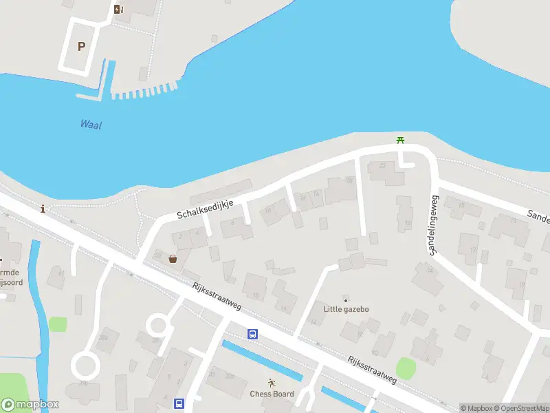 Ambulance met grote spoed naar de Schalksedijkje in Ridderkerk