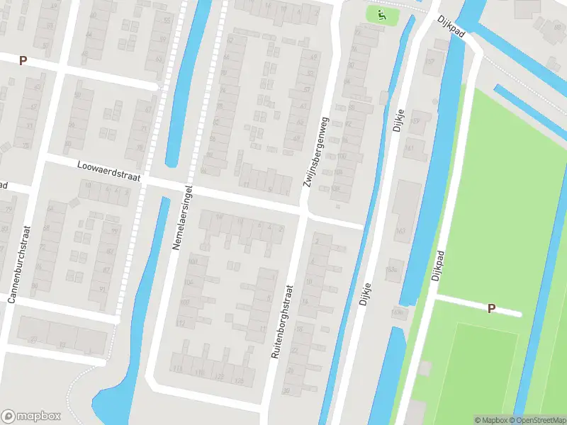 Ambulance met grote spoed naar de Strijdhoefdam in Rotterdam