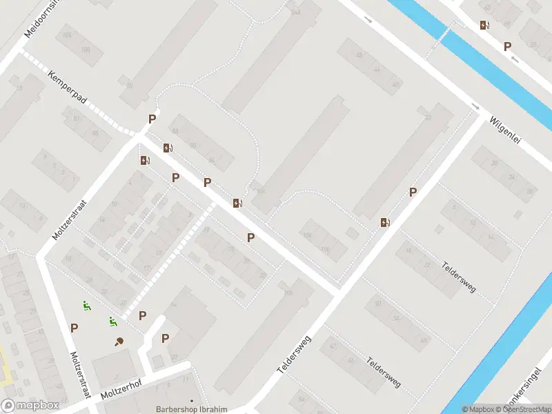Ambulance met gepaste spoed naar de Kemperweg in Rotterdam