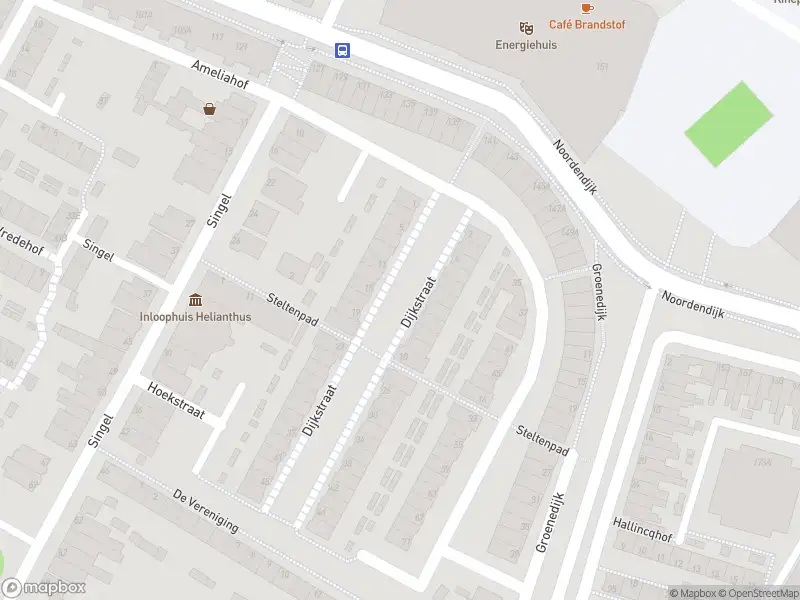 Ambulance met gepaste spoed naar de Dijkstraat in Dordrecht