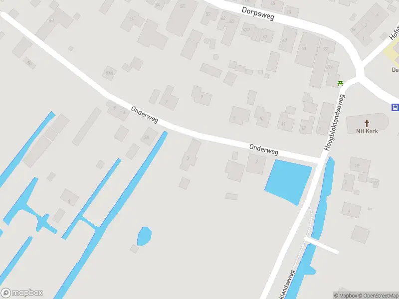 Ambulance met gepaste spoed naar de Onderweg in Hoogblokland