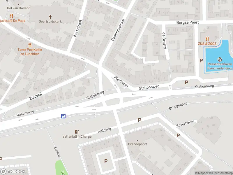 Politie met gepaste spoed naar de Stationsweg in Geertruidenberg vanwege letsel