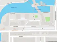 Ambulance naar de Entrepotbrug in Amsterdam