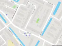 Ambulance met grote spoed naar de Patrijsstraat in Alblasserdam