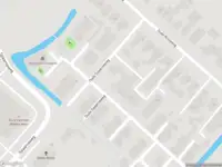 Ambulance met grote spoed naar de Oude Spaarneweg in Cruquius