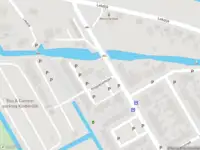 Politie naar de Koggeplantsoen in Nieuw-Lekkerland