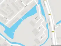 Ambulance met grote spoed naar de Nesserpark in Schagen