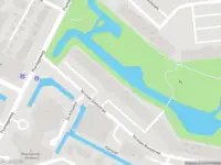 Ambulance met gepaste spoed naar de Nicolaas Beetsstraat in Alblasserdam