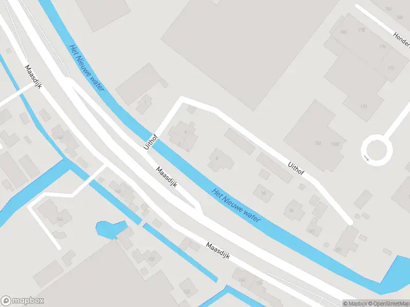 Ambulance met grote spoed naar de Uithof in Maasdijk