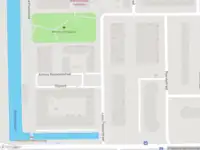 Ambulance en brandweer met gepaste spoed naar de Floris van Adrichemlaan in Haarlem