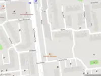 Ambulance met grote spoed naar de Tjalk in Schiedam
