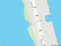 Politie naar de 1e Deltaweg in Kats