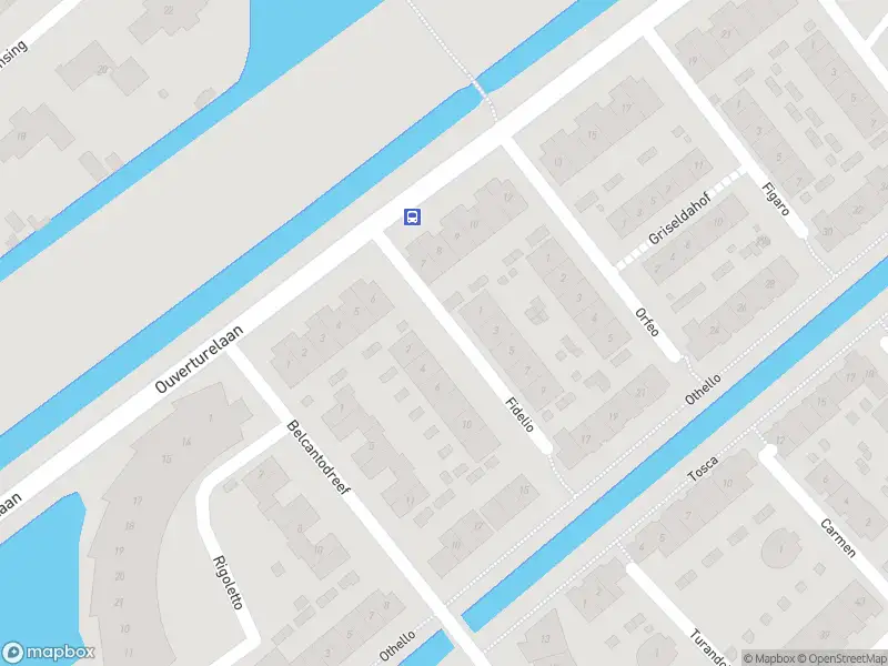 Ambulance met gepaste spoed naar de Fidelio in Krimpen aan den IJssel