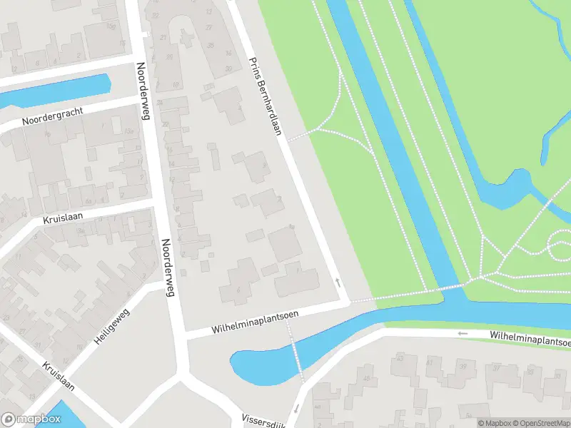 Ambulance met gepaste spoed naar de Prins Bernhardlaan in Enkhuizen
