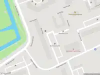 Ambulance met grote spoed naar de Bonnweg in Vlaardingen