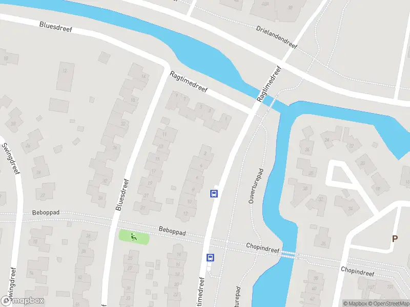 Politie naar de Ragtimedreef in Harderwijk vanwege aanrijding met letsel